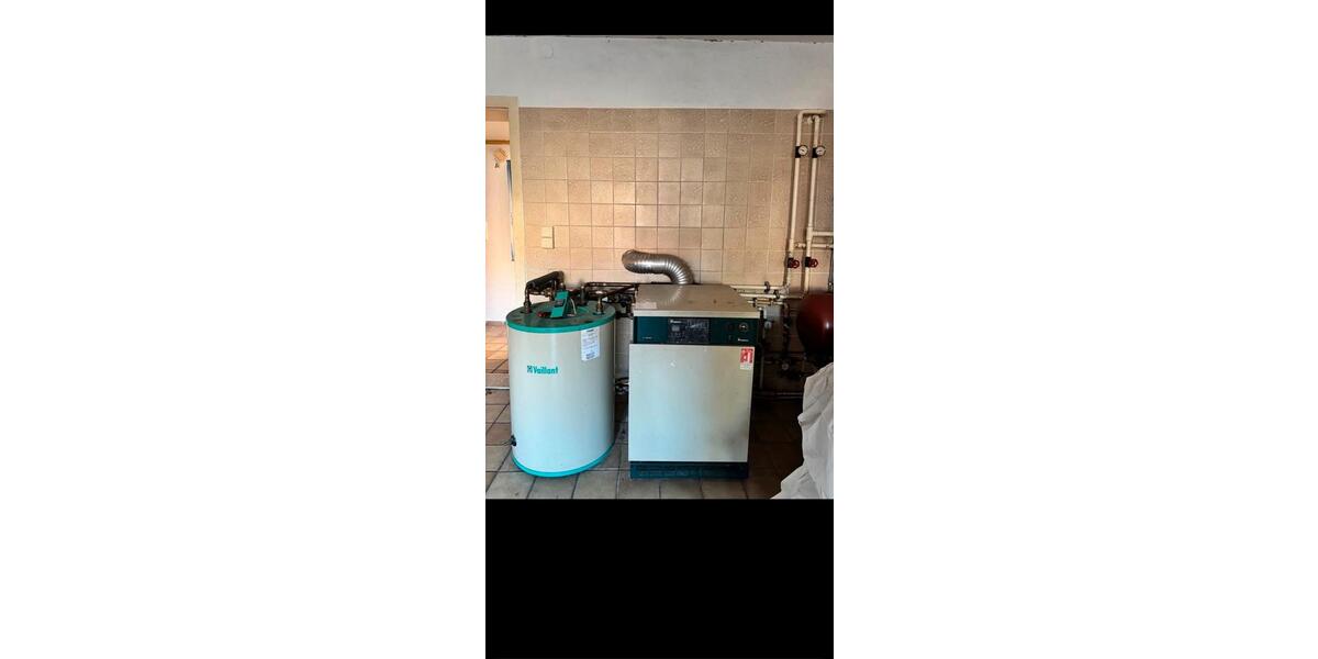 Wohn- und Geschäftshaus *Privatverkauf* 10 zimmer