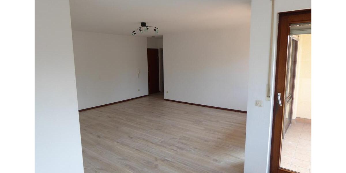 Etagenwohnung Remshalden - 2 Zimmer, 63 m&sup2;, 720&euro; | Angebot:24838405