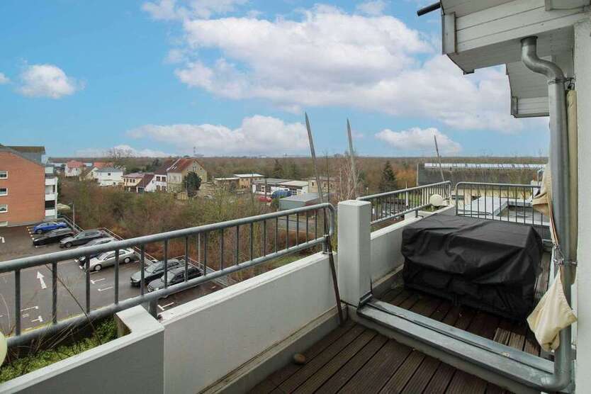 Wohnung zum Kaufen in Schkeuditz 53.000 € 34.04 m²