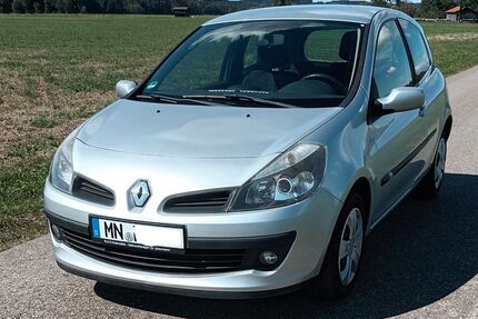 Renault Clio 140.100 km 2.900 &euro; Babenhausen 87727