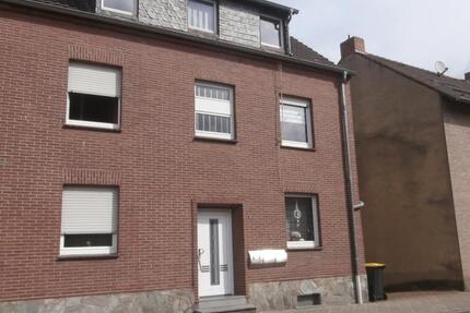 Renovierte Erdgeschosswohnung im 3 Familienhaus, 52441 Linnich 3 zimmer