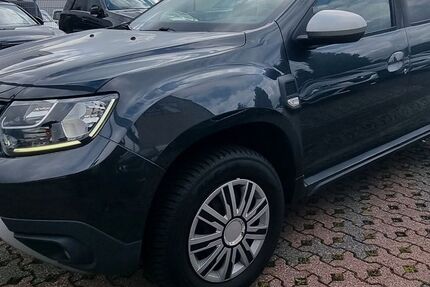 Dacia Duster 141.200 km 8.698 &euro; Mönchengladbach 41063