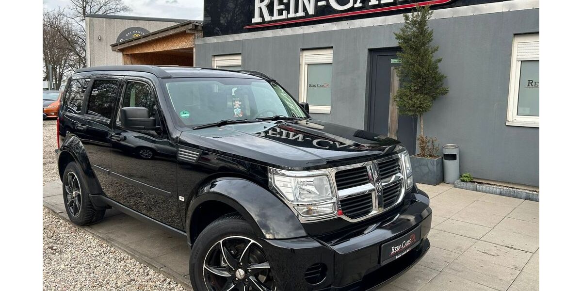 Dodge Nitro 184.000 km 7.990 &euro; Berlin 13088