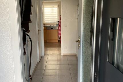 Haus Neckarsulm - 5 Zimmer, 130 m&sup2;, 385.000&euro; | Angebot:27134109