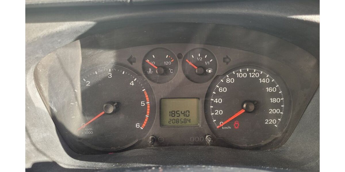 Ford Transit 208.000 km 6.000 &euro; Hamm 59065