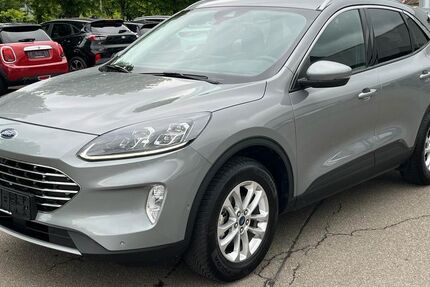 Ford Kuga 49.600 km 24.470 &euro; Dettingen/Erms 72581