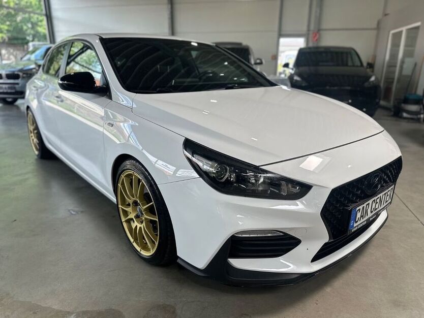 i30