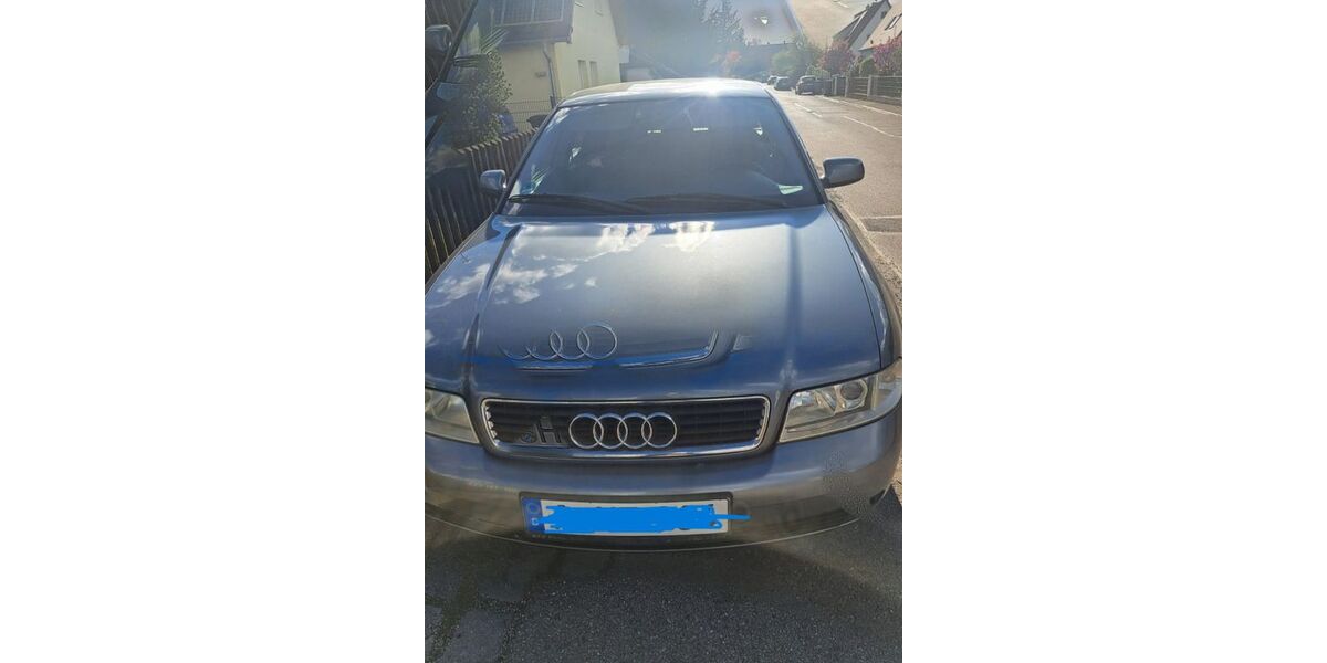 Audi A4 192.883 km 1.300 &euro; Augsburg 86156
