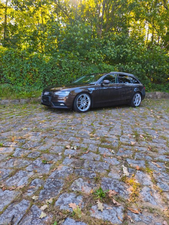 Audi A4 230.000 km 9.100 € Dresden 01257