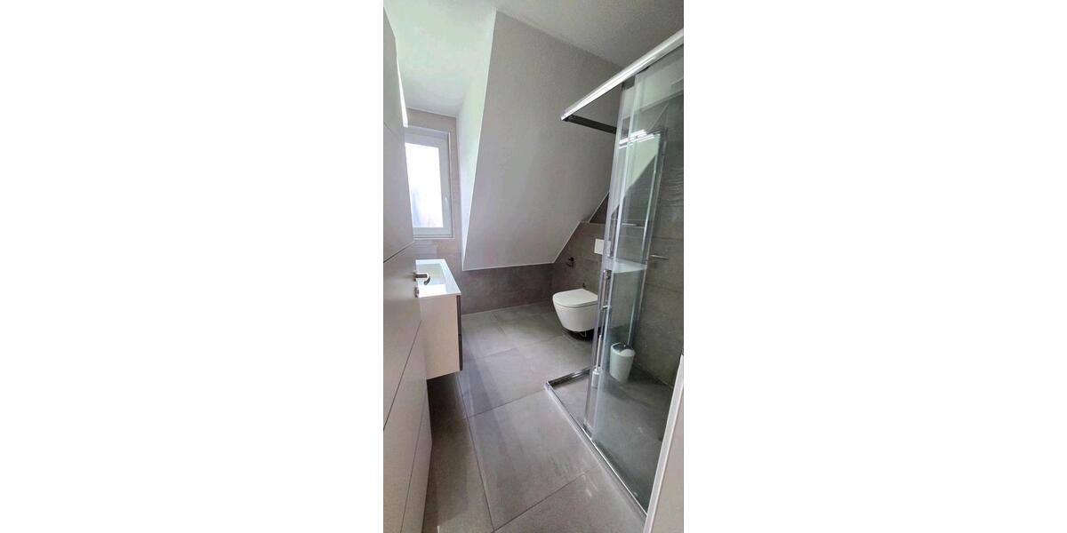 Doppelhaushälfte Reutlingen Reutlingen-Betzingen - 5 Zimmer, 160 m&sup2;, 2.400&euro; | Angebot:26611082