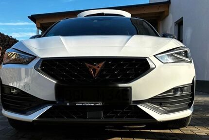 Cupra Leon 52.000 km 22.600 &euro; Freilassing 83395