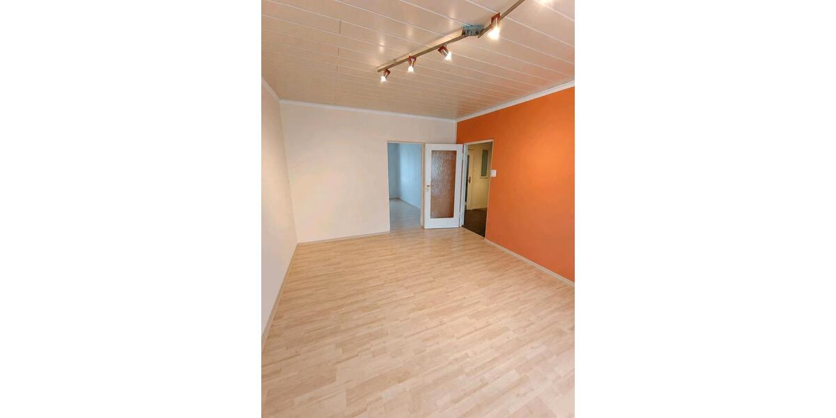 Etagenwohnung Zeithain - 3 Zimmer, 57 m&sup2;, 28.000&euro; | Angebot:26996087