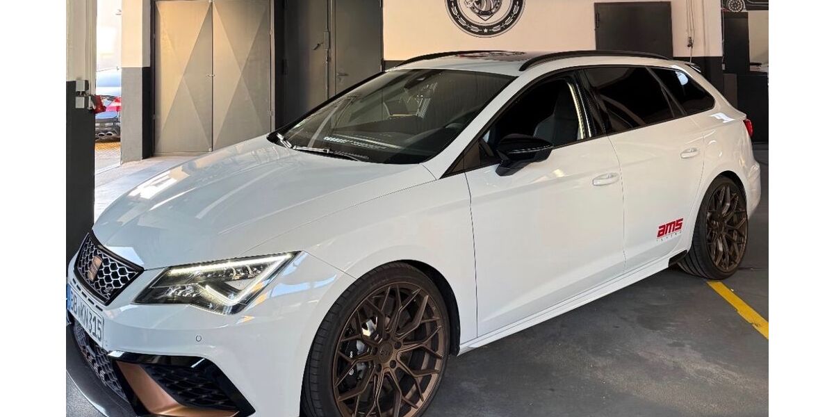 Seat Leon 106.800 km 22.999 &euro; Herrenberg 71083