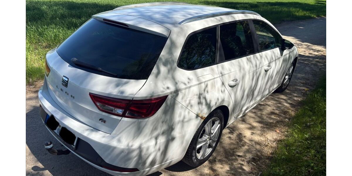 Seat Leon 158.018 km 6.900 &euro; Feldkirchen Westerham 83620