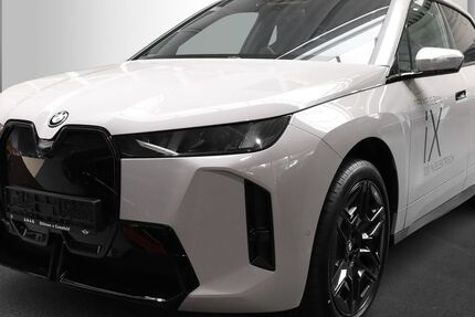 BMW iX 4.990 km 82.990 &euro; Dülmen 48249