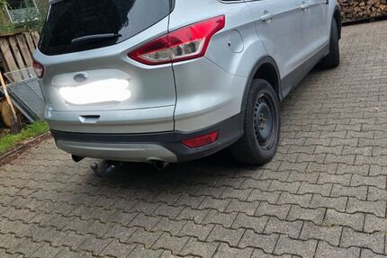 Ford Kuga 148.000 km 10.490 &euro; Schieder-Schwalenberg 32816