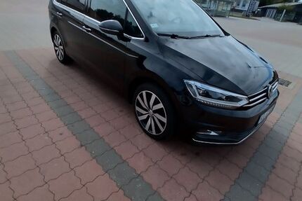 VW Touran 178.113 km 15.800 € Kiel 24109