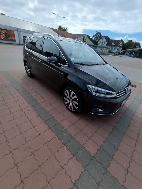 VW Touran 178.113 km 15.800 € Kiel 24109