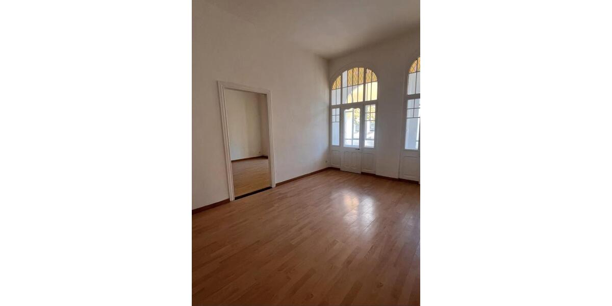Etagenwohnung Weißenfels - 4 Zimmer, 105 m&sup2;, 625&euro; | Angebot:26407839