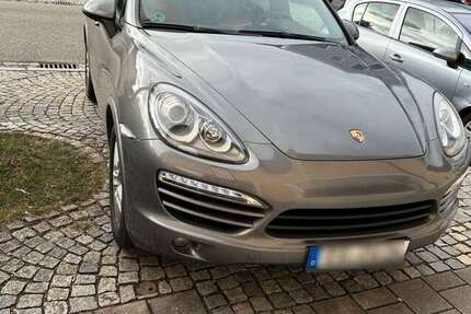 Porsche Cayenne 204.000 km 19.000 € munchen 81541