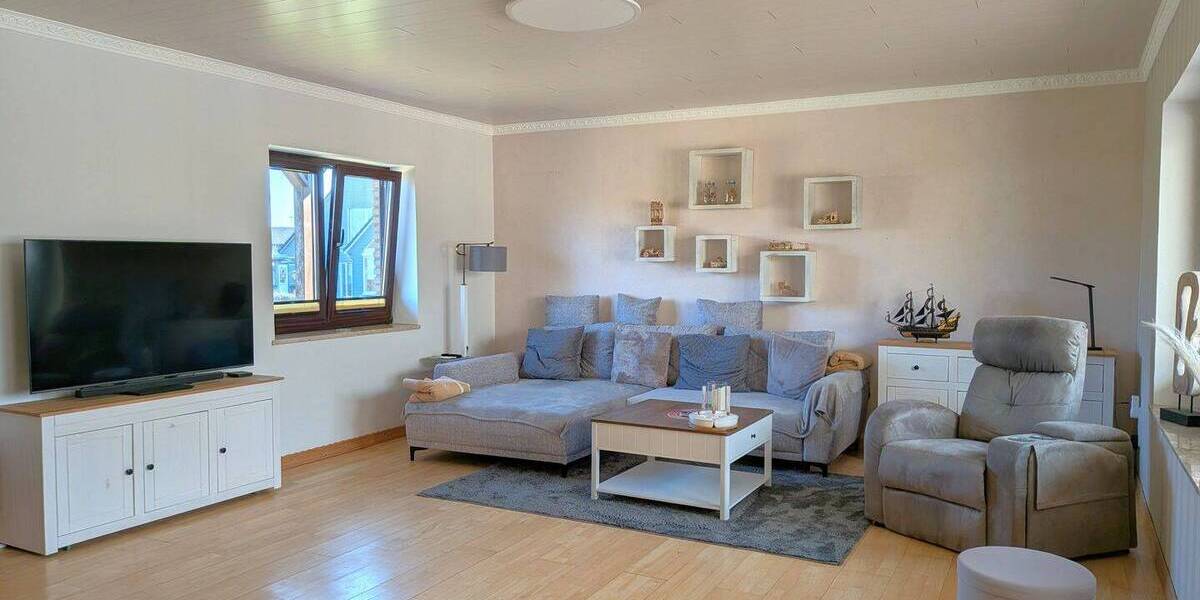 Einfamilienhaus Dahlenburg - 7 Zimmer, 212 m&sup2;, 379.000&euro; | Angebot:26117723