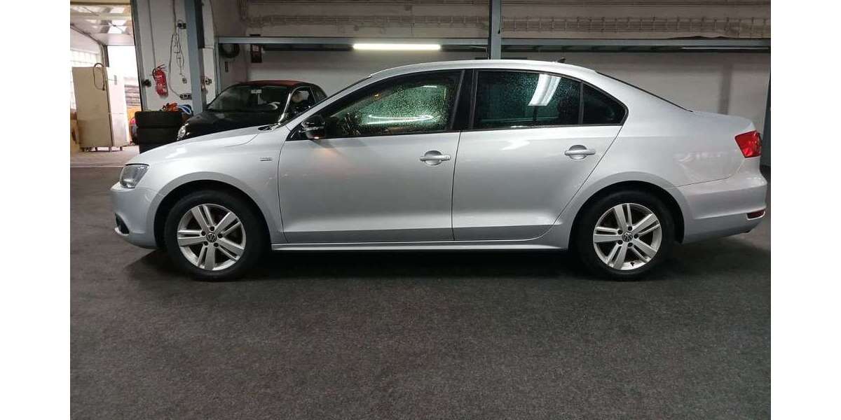VW Jetta 176.000 km 5.990 &euro; Rüsselsheim 65428