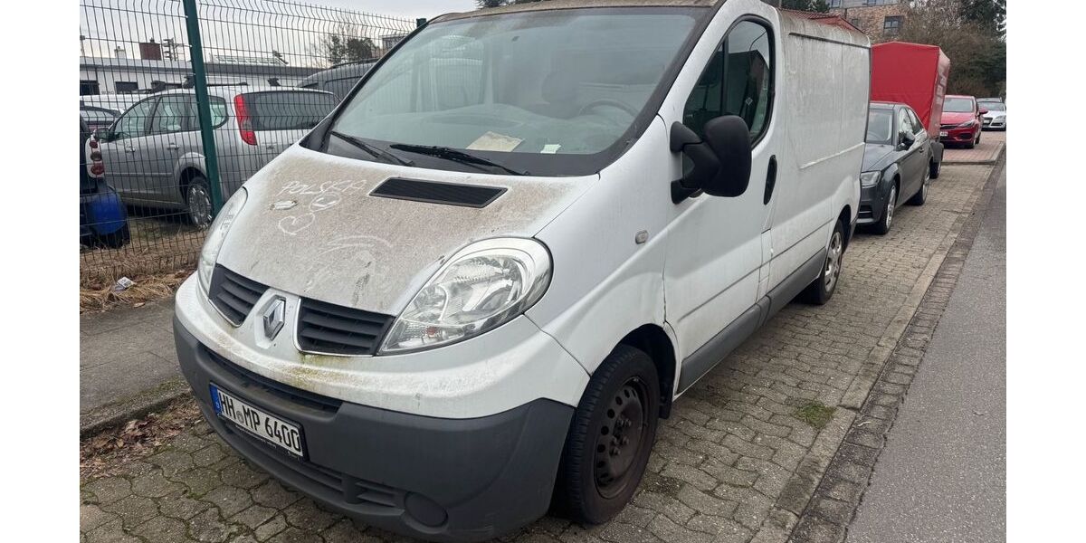 Renault Trafic 179.298 km 4.600 &euro; Hamburg 22047