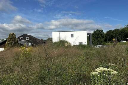 Grundstück zu verkaufen in Usingen 199.000 € 353 m² zimmer