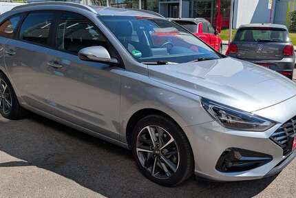 Hyundai i30 33.500 km 19.450 &euro; Schwarzenbek 21493