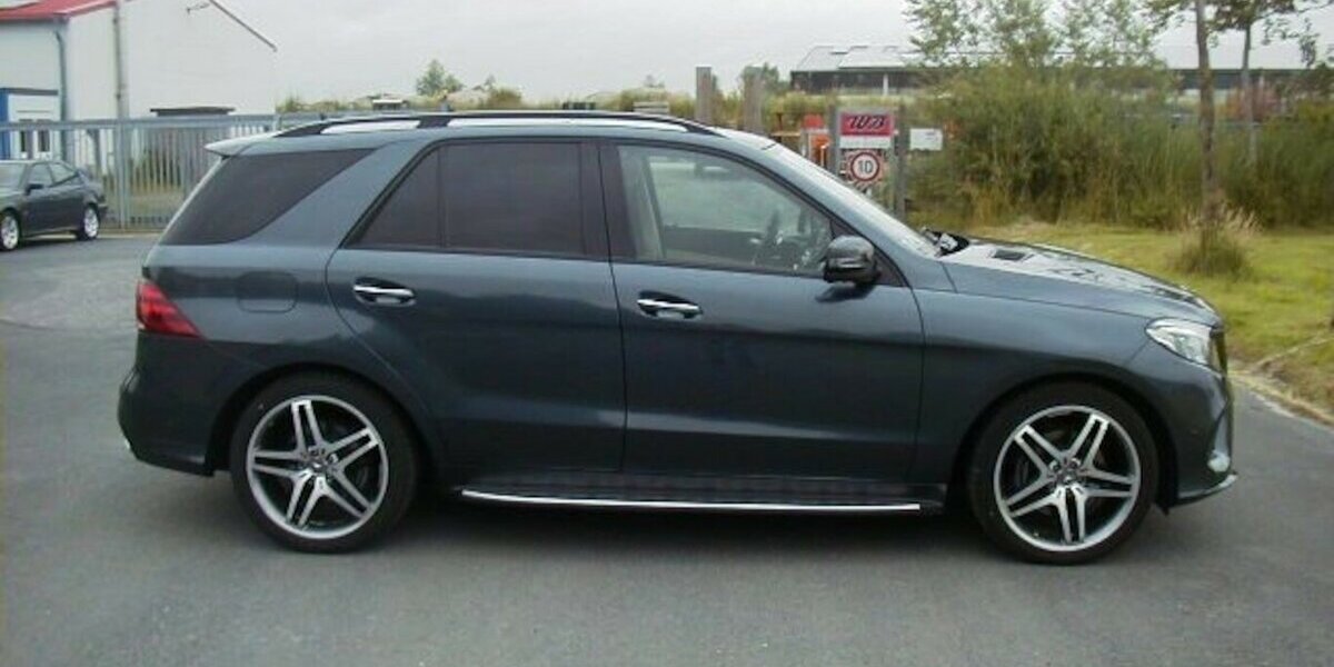 Mercedes-Benz GLE 350 d AMG+BO Sound+PANO+DISTR+360°+ILS+21+Stan 163.180 km 38.999 &euro; Wittmund 26409