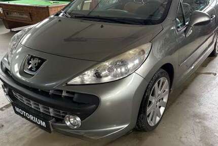 Peugeot 207 115.700 km 5.990 &euro; Tuntenhausen 83104