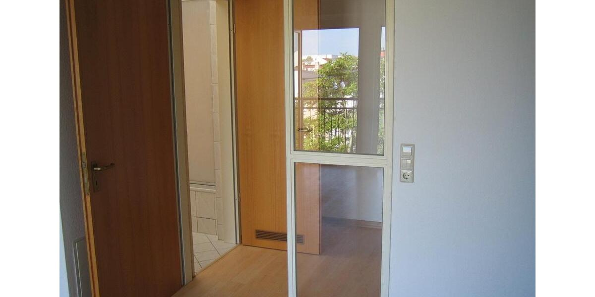Dachgeschoßwohnung Leipzig Süd - 1.5 Zimmer, 43 m&sup2;, 125.000&euro; | Angebot:26828053