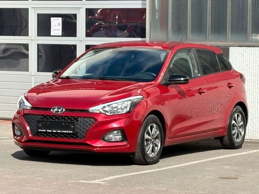i20