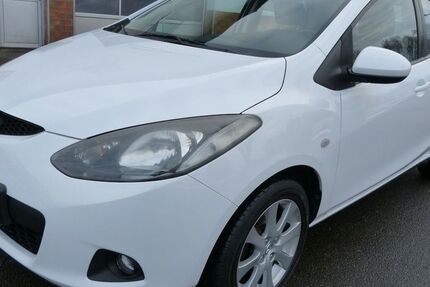 Mazda 2 174.740 km 900 &euro; Oberviechtach 92526