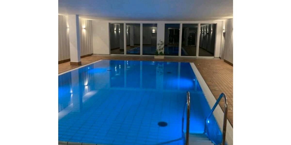 Eigentumswohnung mit Seeblick, Schwimmbad, Stellplatz, Keller 2 zimmer