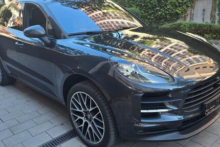Porsche Macan 81.900 km 46.199 &euro; München 80689