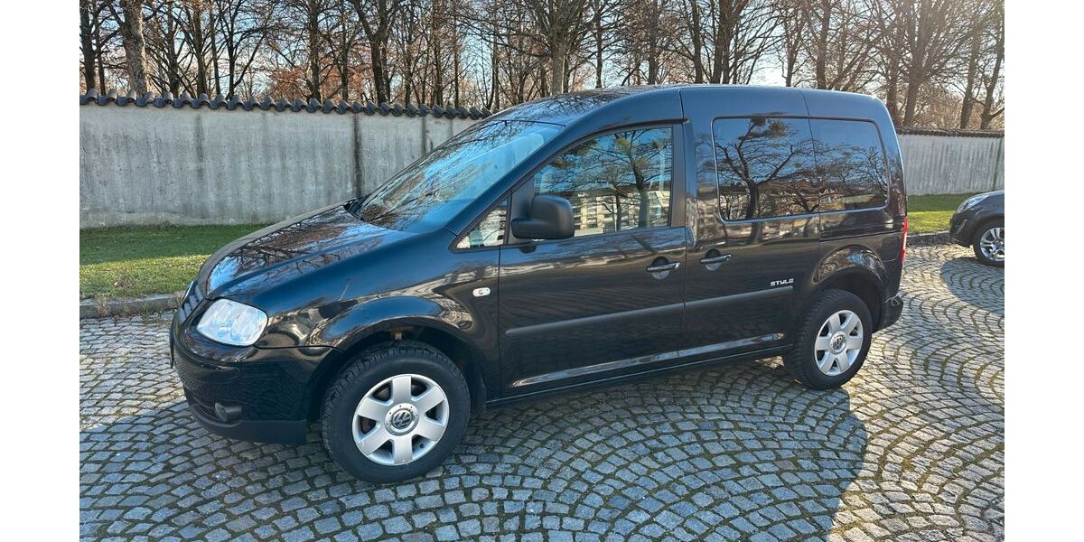 VW Caddy 223.000 km 2.990 &euro; München 80805