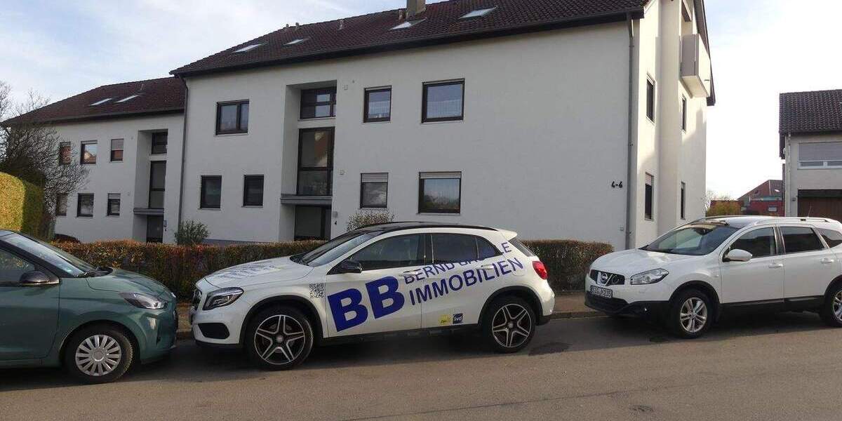 Ruhige, reizende Dachgeschosswohnung mit 3,5 Zimmer in sehr beliebter Wohnlage von Laiz. 3 zimmer