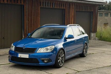 Skoda Octavia 208.752 km 4.499 &euro; Auerbach 08209