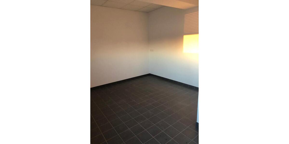 Gewerbeobjekt Leingarten - 1.200&euro; | Angebot:26268560