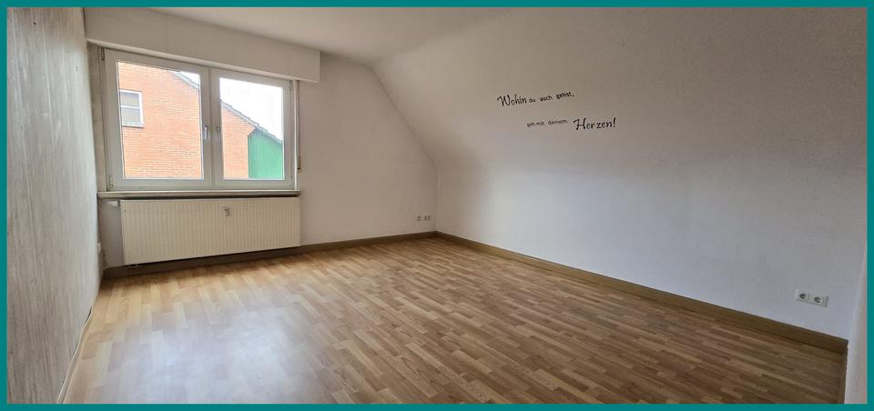 Dachgeschoßwohnung Sulingen - 4 Zimmer, 125 m&sup2;, 700&euro; | Angebot:25863340