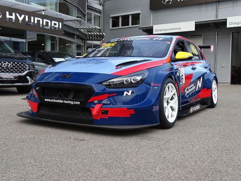 i30