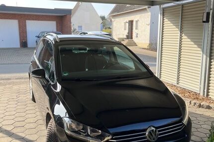 VW Golf Sportsvan 66.500 km 11.700 &euro; Kirchlengern 32278