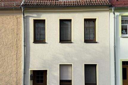 Haus Ronneburg - 6 Zimmer, 117 m&sup2;, 99.000&euro; | Angebot:24683730