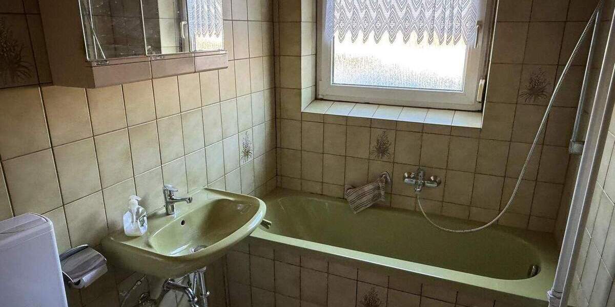 Etagenwohnung Sachsenheim Großsachsenheim - 3 Zimmer, 66 m&sup2;, 189.000&euro; | Angebot:25414279