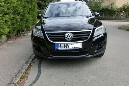 VW Tiguan 172.000 km 5.400 € München 81927