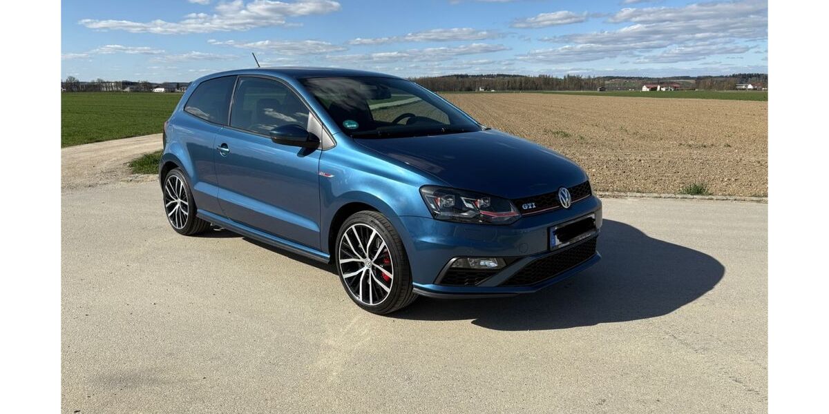 VW Polo 61.500 km 15.400 &euro; Mühldorf am Inn 84453