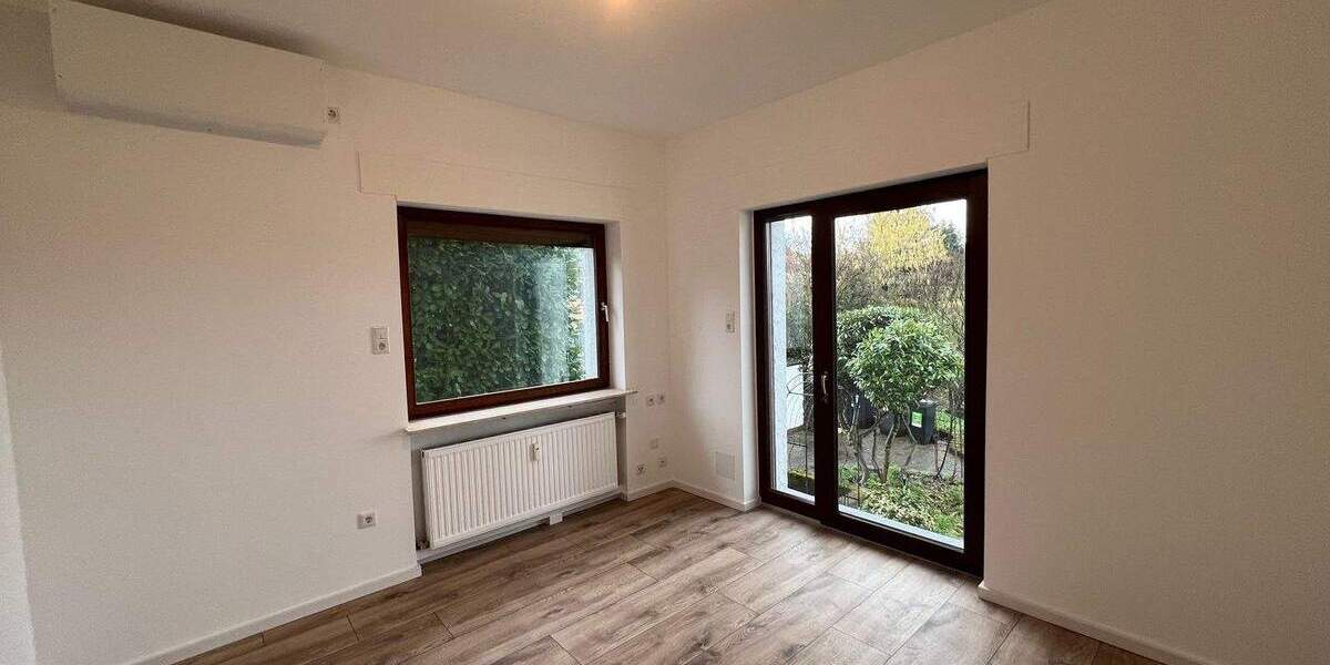 Einfamilienhaus Wiesbaden Biebrich - 1 Zimmer, 290 m&sup2;, 4.500&euro; | Angebot:25912529
