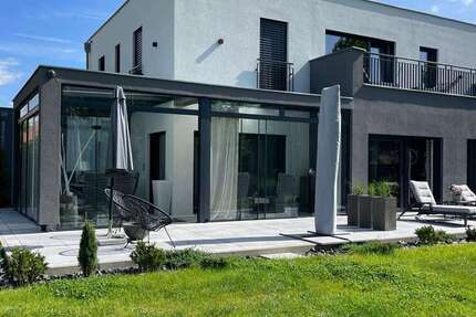 Haus Tirschenreuth - 5 Zimmer, 190 m&sup2;, 920.000&euro; | Angebot:24963403