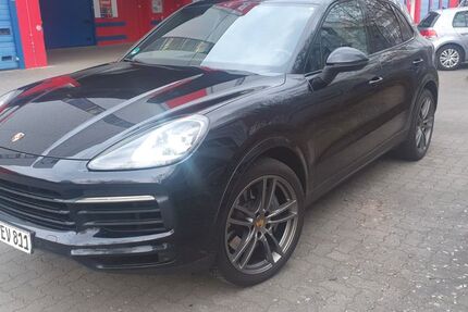 Porsche Cayenne 176.000 km 46.400 &euro; Hofheim 65719